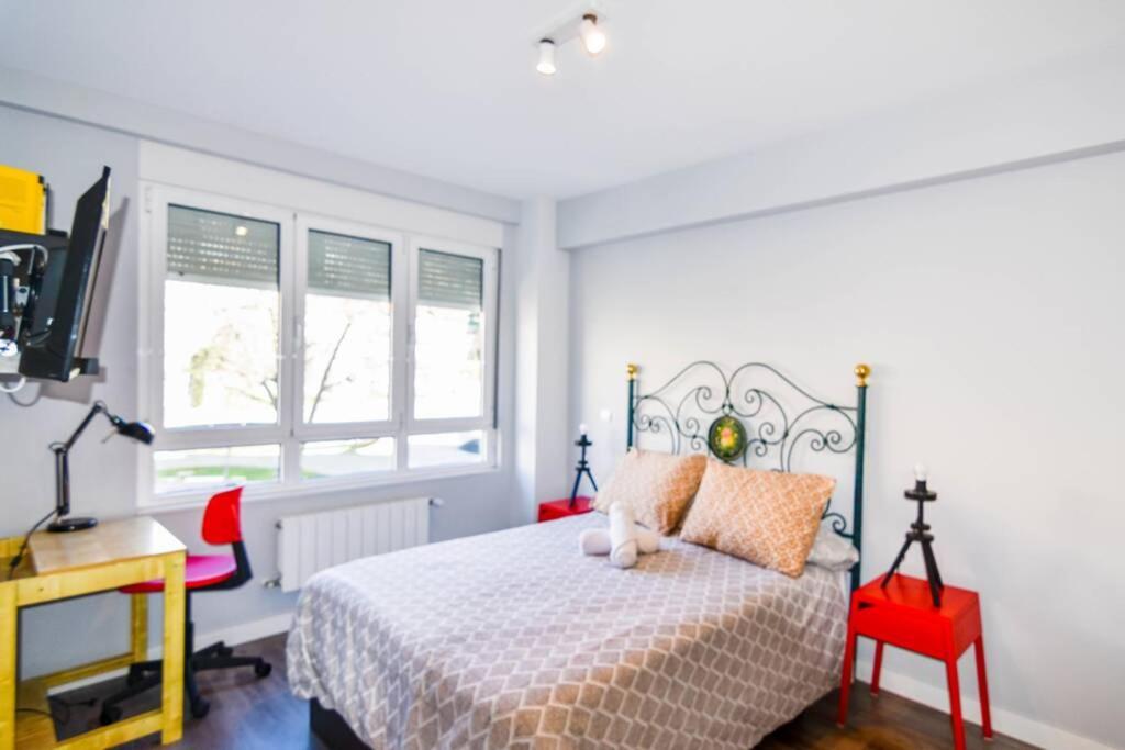 Comodo Apartamento En Puertochico, Cerca De Todo. Santander Luaran gambar