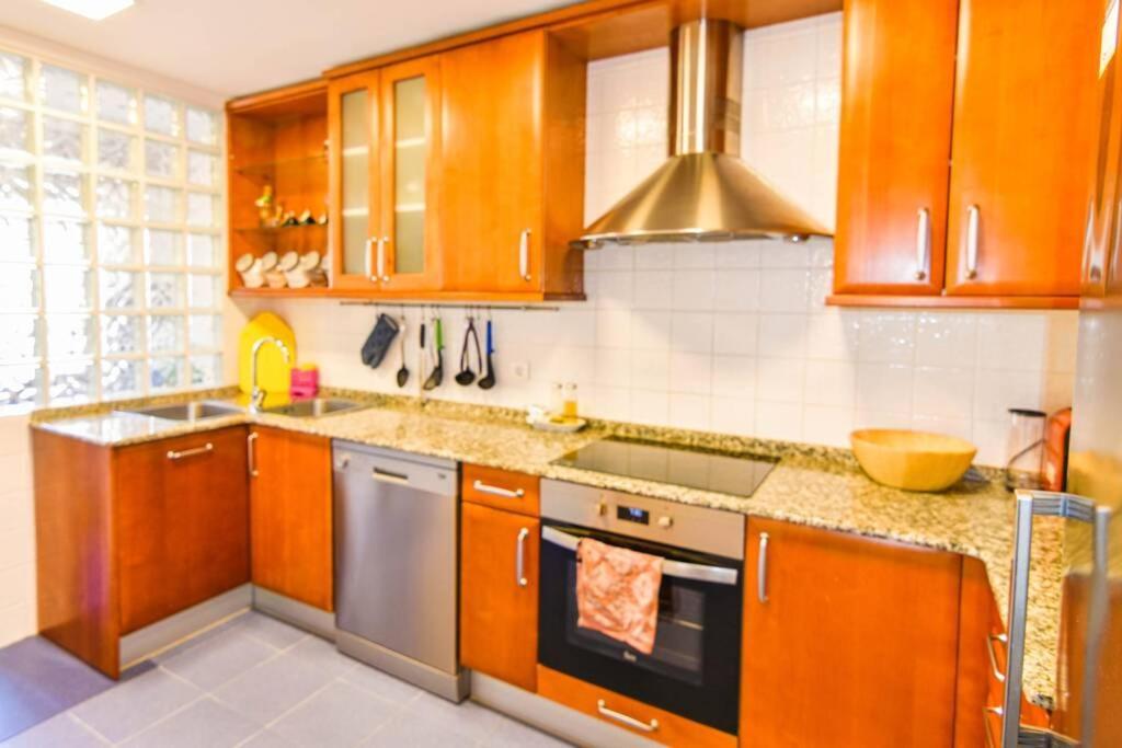 Comodo Apartamento En Puertochico, Cerca De Todo. Santander Luaran gambar